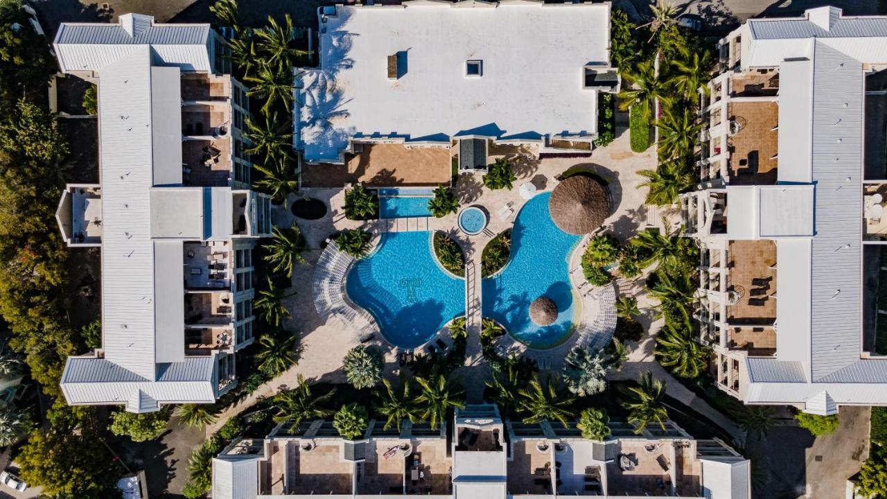 The Atrium Resort Grace Bay Exterior foto